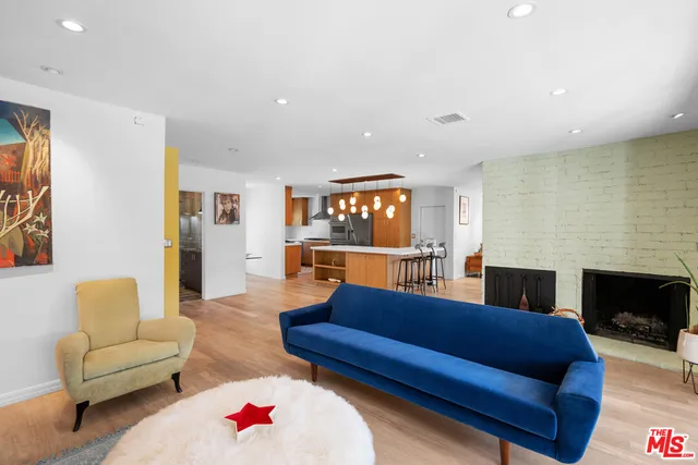 $2,295,000 | 6570 Lakeridge Road, Los Angeles, CA 90068