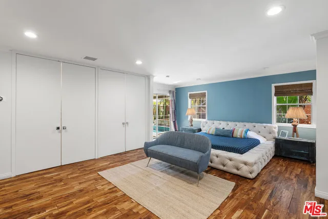 $2,295,000 | 6570 Lakeridge Road, Los Angeles, CA 90068