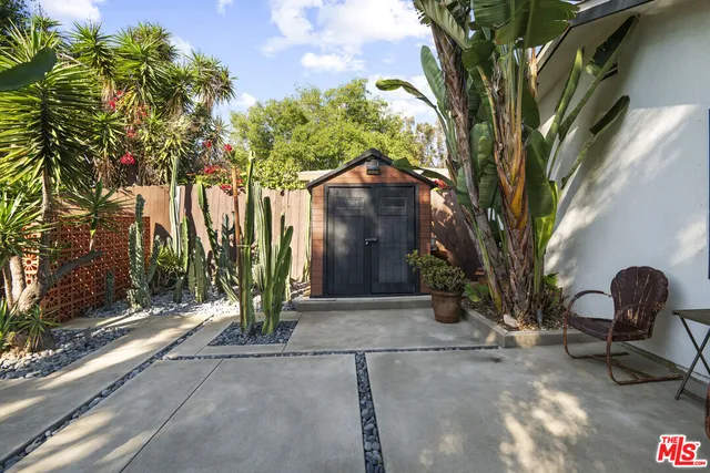 $2,295,000 | 6570 Lakeridge Road, Los Angeles, CA 90068