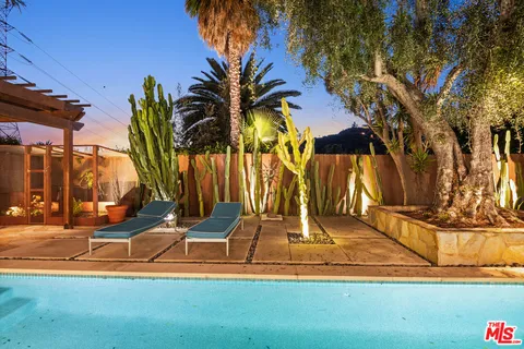 $2,295,000 | 6570 Lakeridge Road, Los Angeles, CA 90068