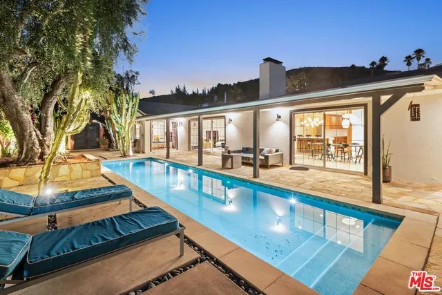 $2,295,000 | 6570 Lakeridge Road, Los Angeles, CA 90068