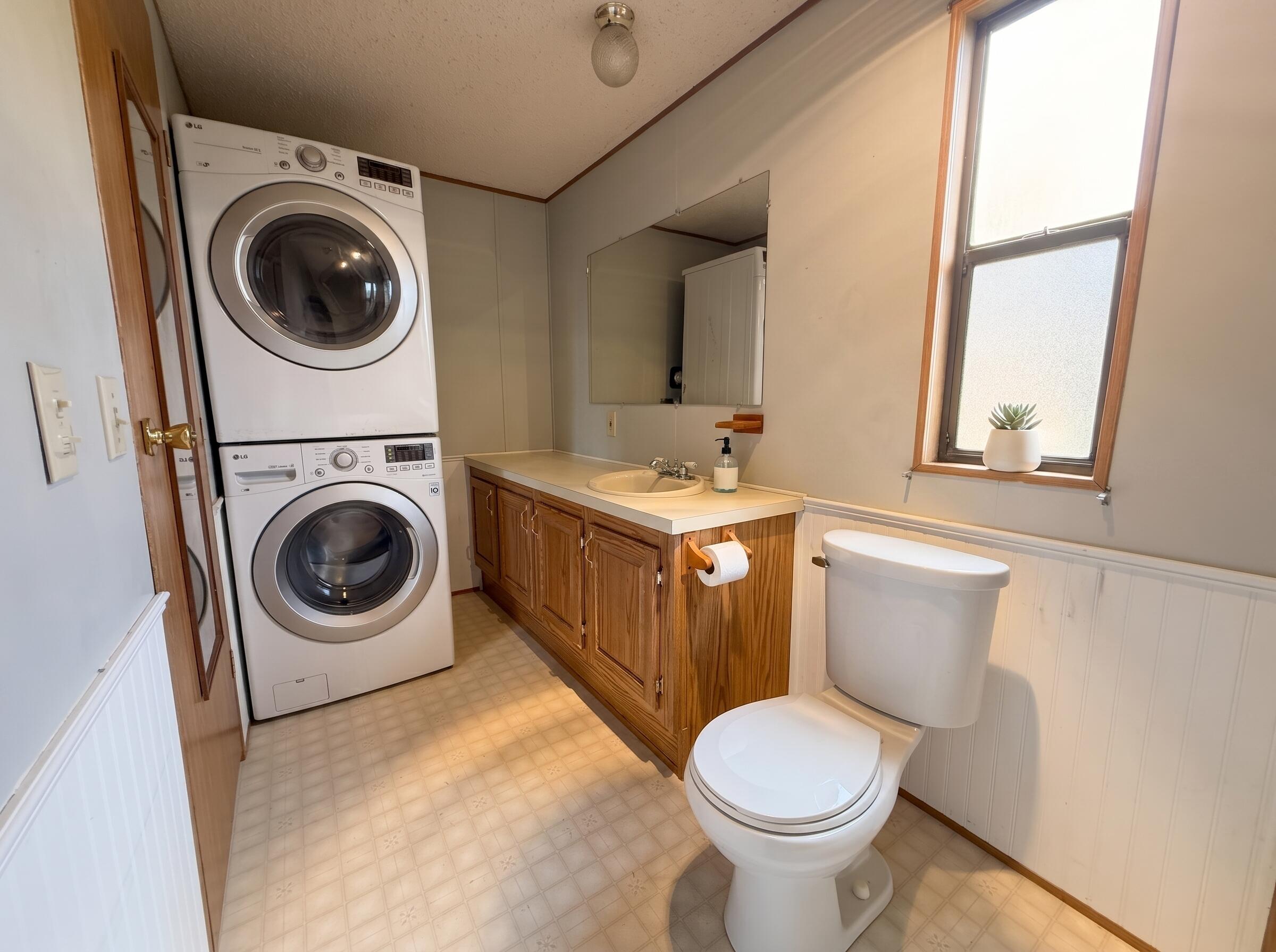 6850 Downing Road, Unit SPC 2 Central Point, OR 97502 - Photo 7 of 11