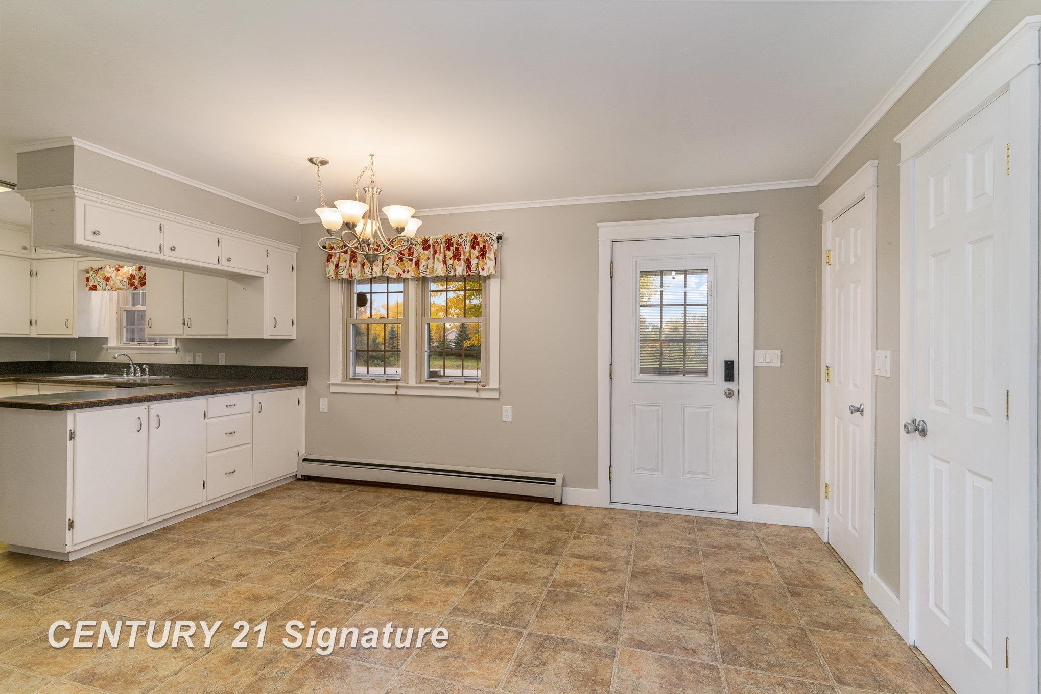 6060 Midland Road Freeland, MI 48623 - Photo 7 of 39