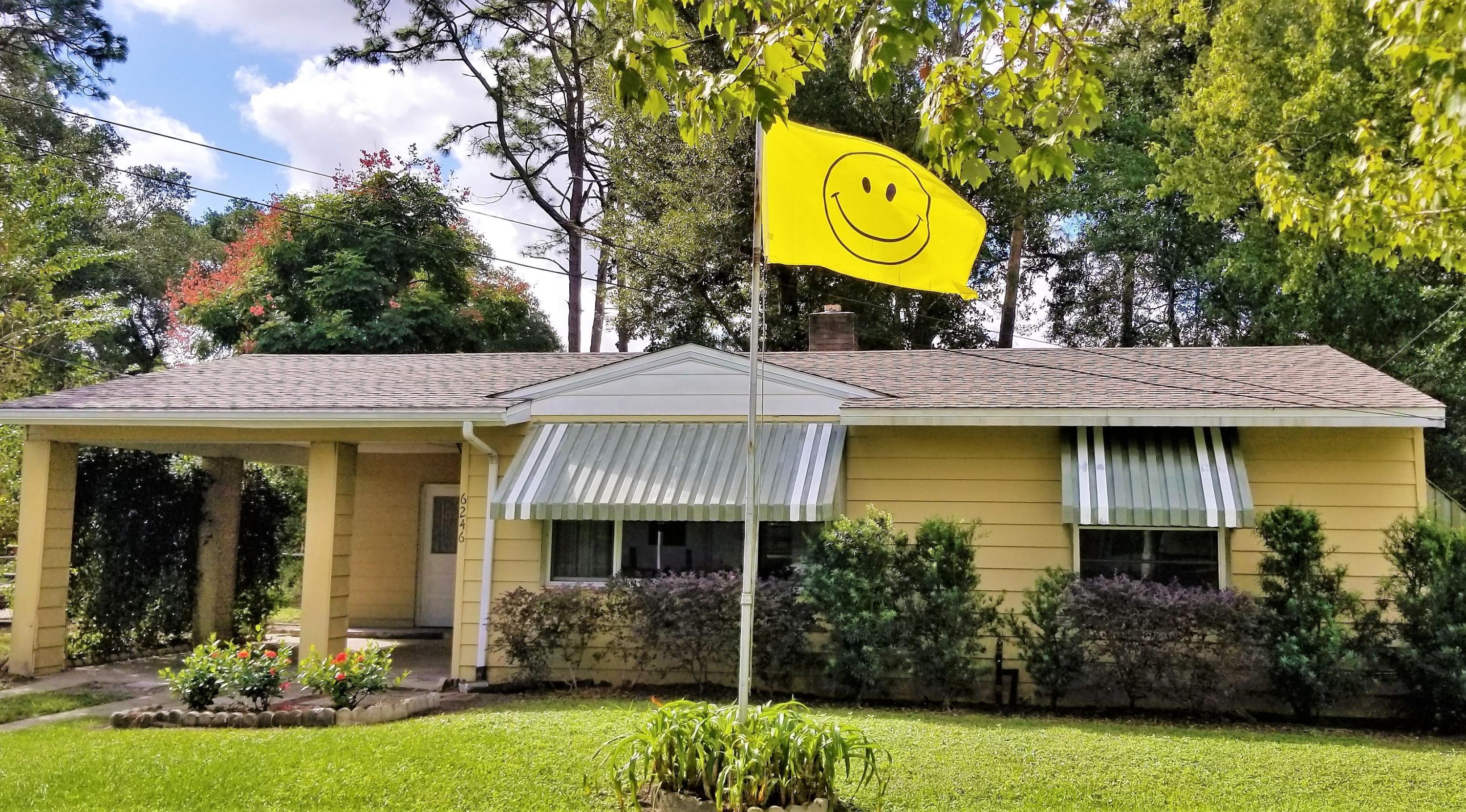 6246 Gloucester Road Jacksonville, FL 32216 - Photo 1 of 17 Front Exterior