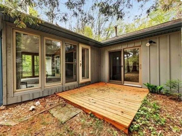 $315,900 | N7119 River Drive, Shawano, WI 54166