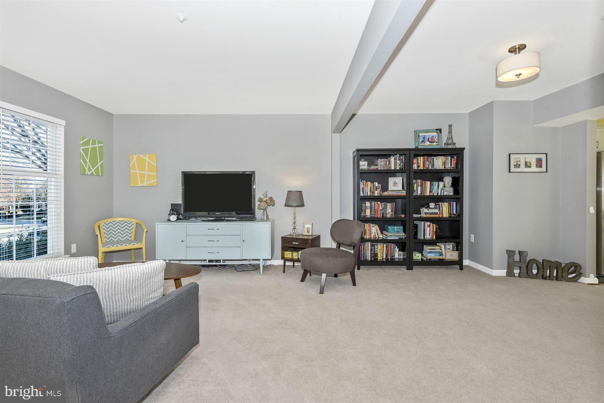 2265 Wetherburne Way Frederick, MD 21702 - Photo 4 of 30 Living Room