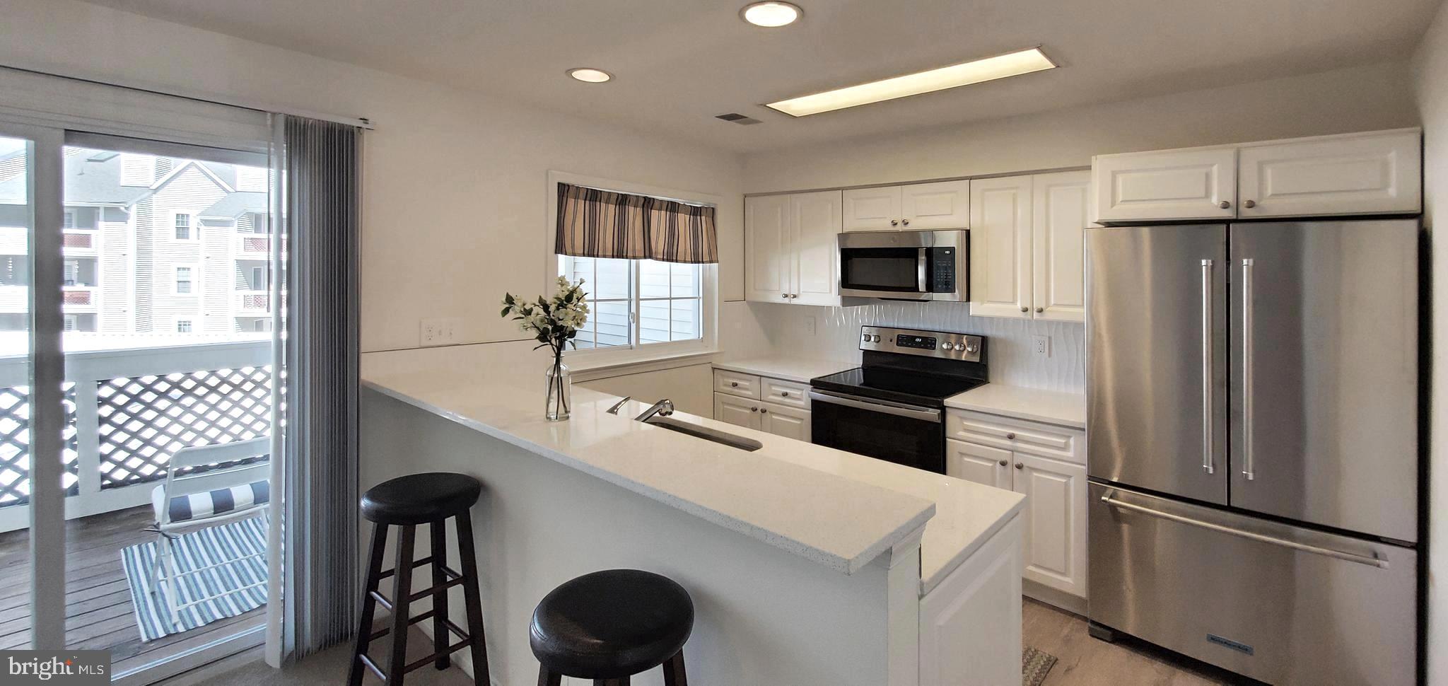 12929 Grays Pointe Road, Unit B Fairfax, VA 22033 - Photo 17 of 60