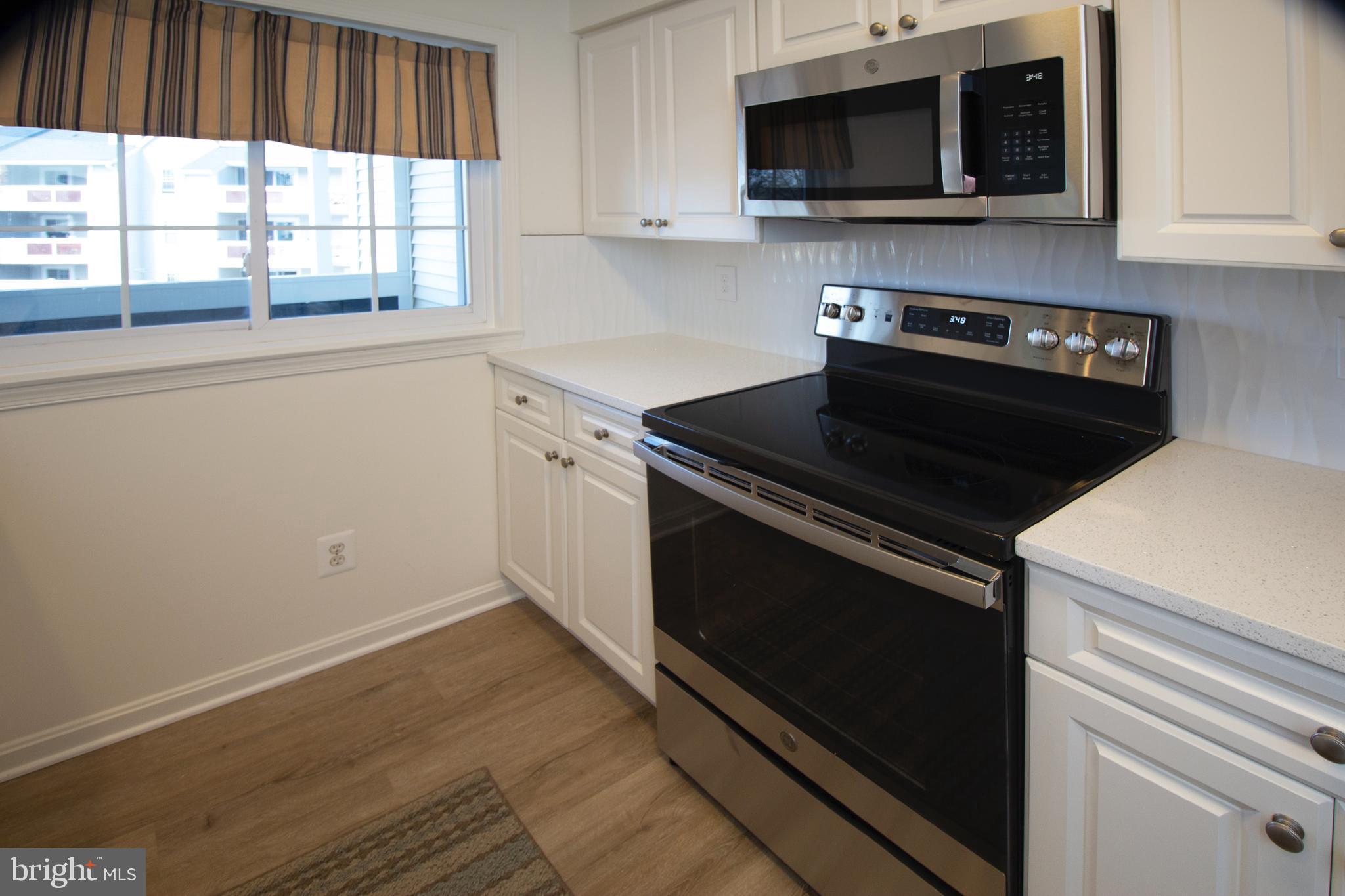 12929 Grays Pointe Road, Unit B Fairfax, VA 22033 - Photo 22 of 60