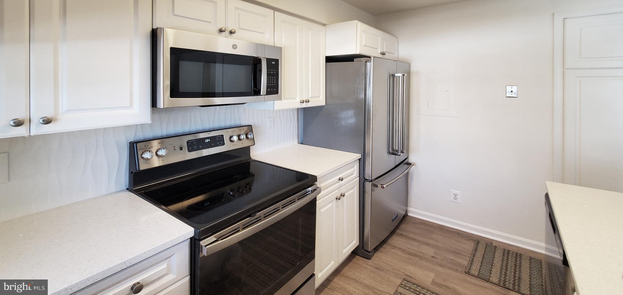 12929 Grays Pointe Road, Unit B Fairfax, VA 22033 - Photo 23 of 60