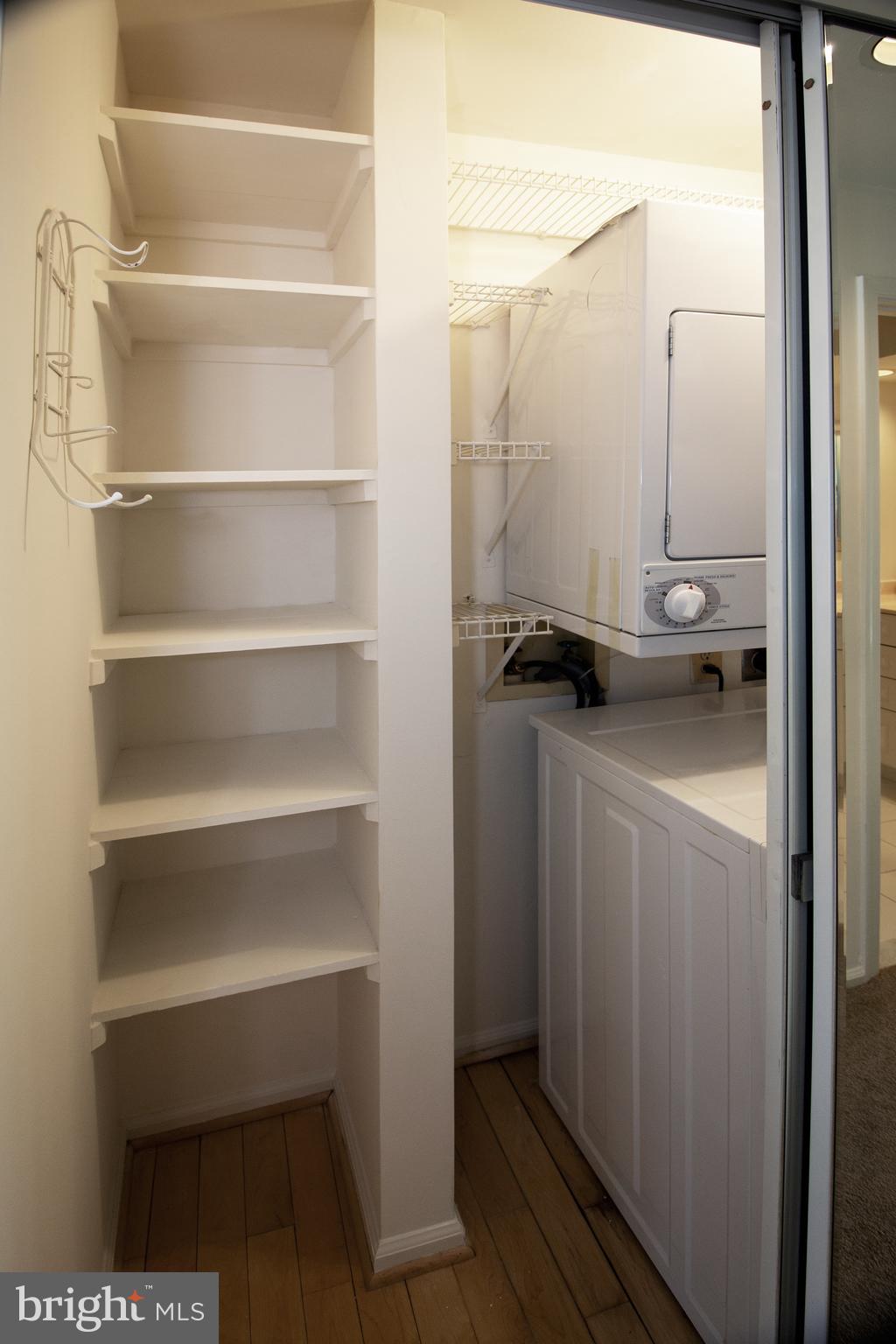 12929 Grays Pointe Road, Unit B Fairfax, VA 22033 - Photo 27 of 60