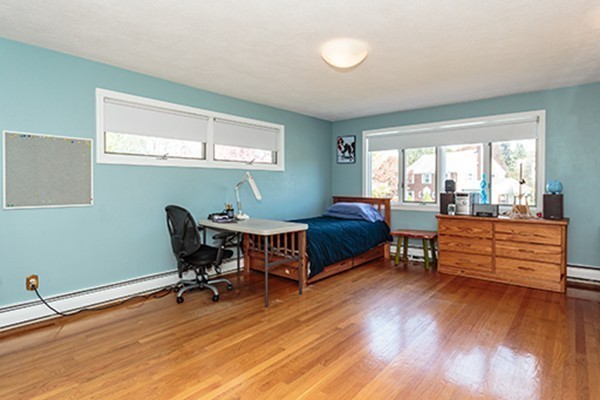 21 Plymouth Road Winchester, MA 01890 - Photo 11 of 23