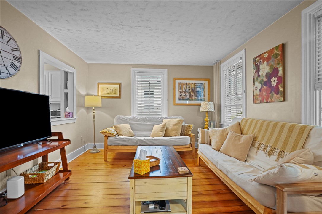 12 Hammond Street Newport, RI 02840 - Photo 13 of 25