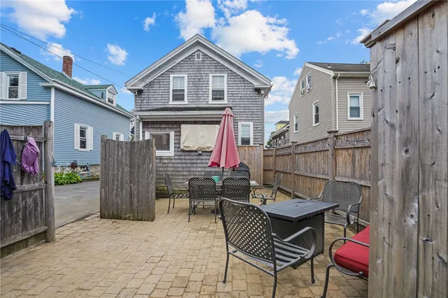 $2,775 | 12 Hammond Street, Newport, RI 02840