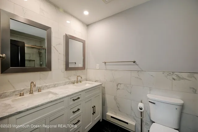 $2,300 | 58 Amberly Drive, Unit A, Manalapan, NJ 07726