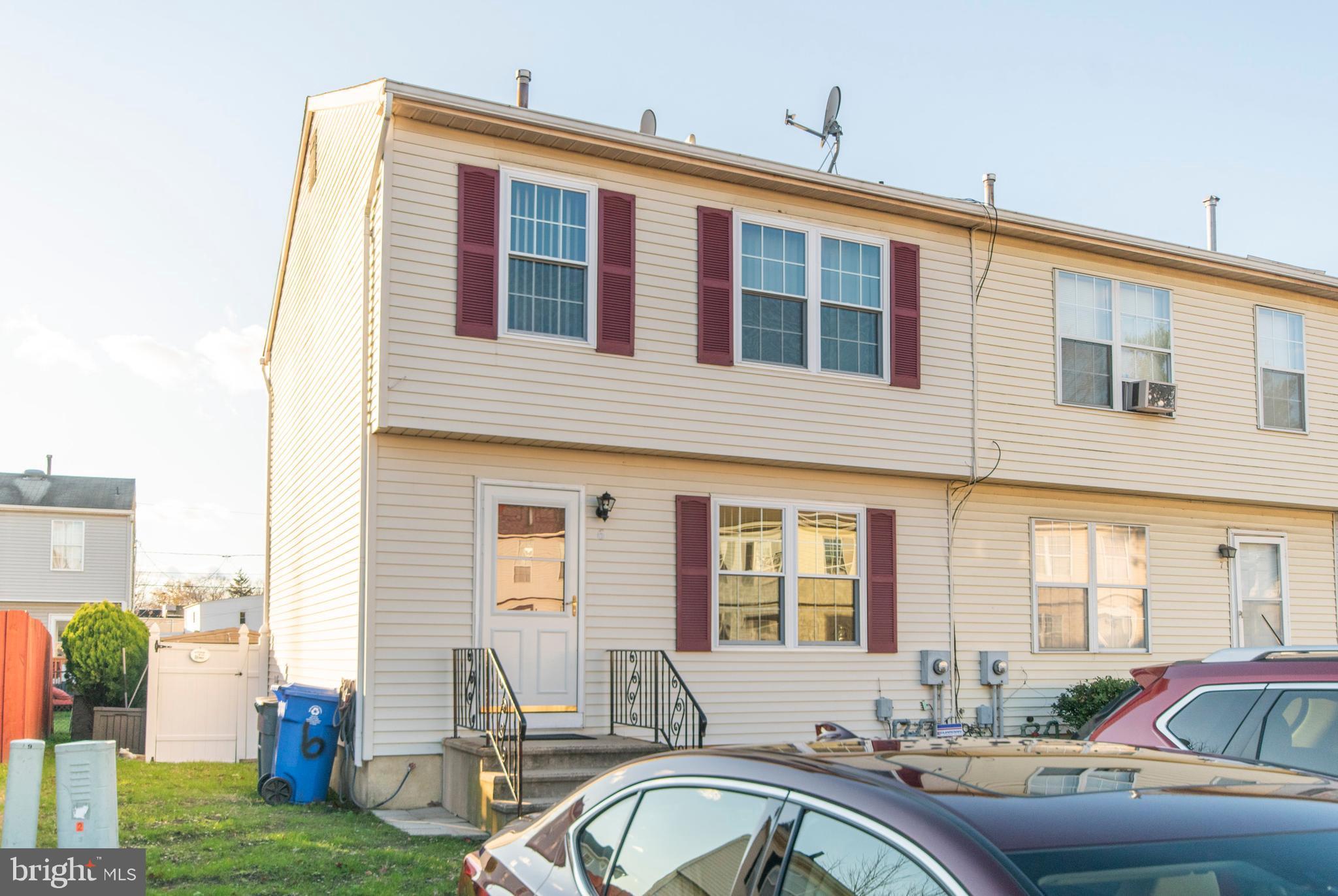 6 Mitchell Court Burlington, NJ 08016 - Photo 2 of 17