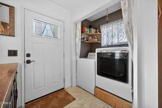 $975,000 | 3146 Strathmore Drive, Ventura, CA 93003