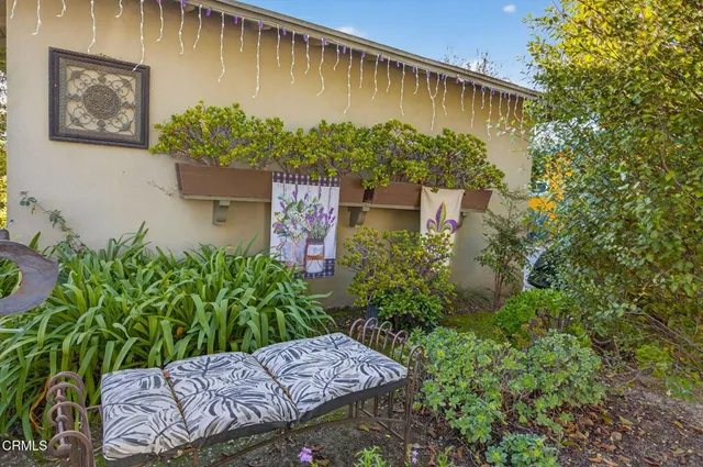 $975,000 | 3146 Strathmore Drive, Ventura, CA 93003