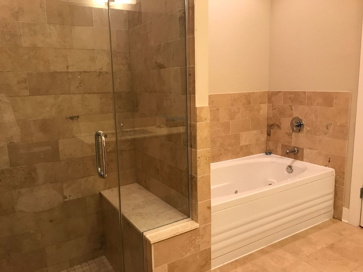 207 East 31st Street, Unit 3C Chicago, IL 60616 - Photo 6 of 10