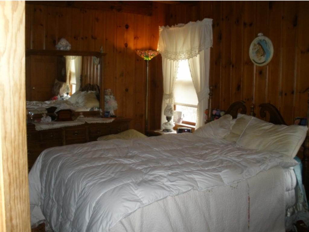 96 Fairgrounds Road Tamworth, NH 03886 - Photo 10 of 18 Gallery Image 10
