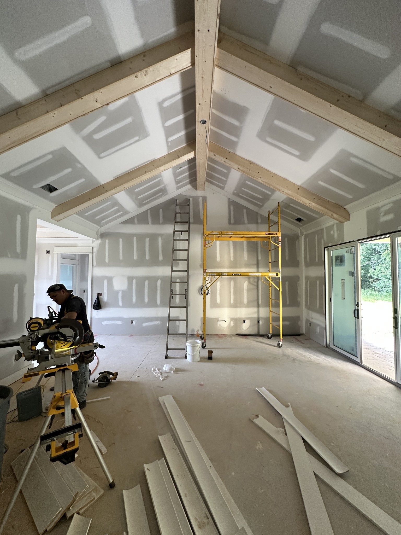 49 Copperas Creek Road Tullahoma, TN 37388 - Photo 8 of 19 a view of a room with gym equipment