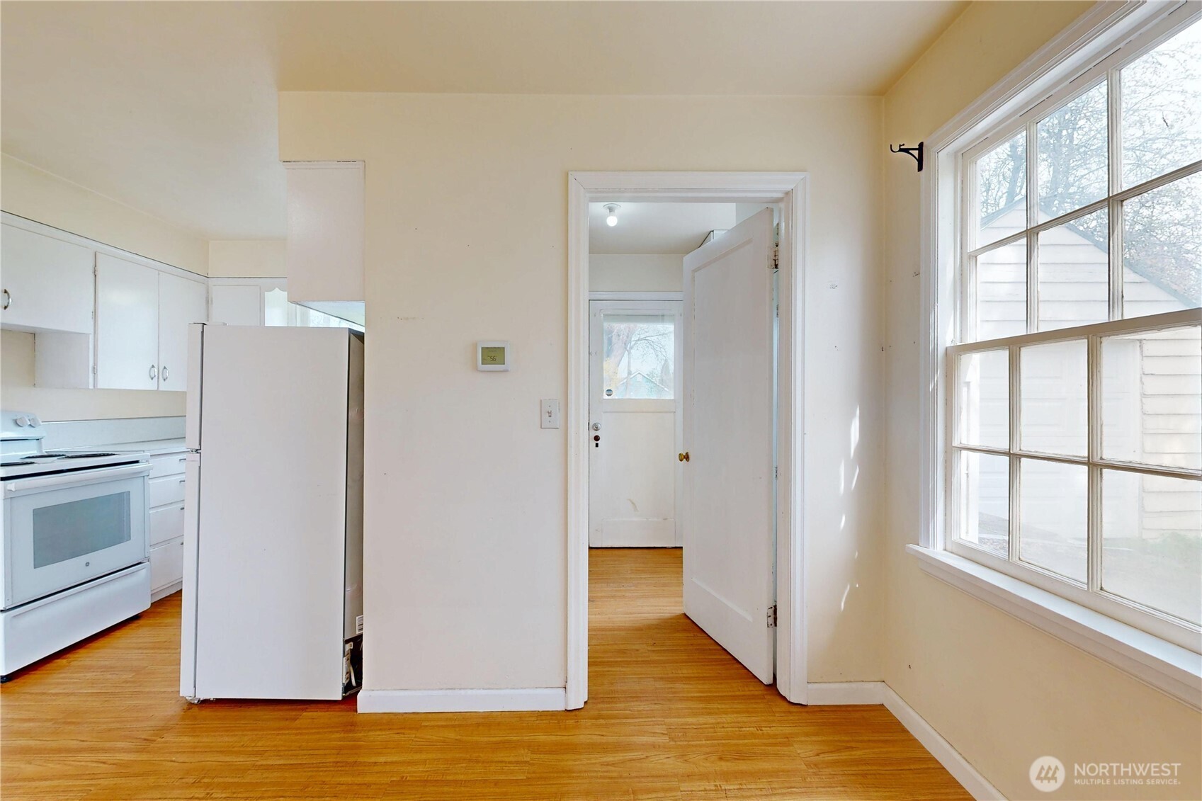 522 Southwest 1st Street College Place, WA 99324 - Photo 11 of 26