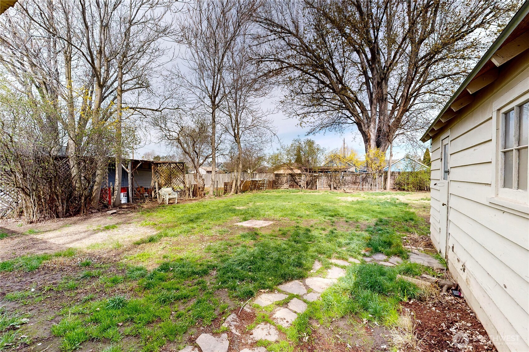 522 Southwest 1st Street College Place, WA 99324 - Photo 22 of 26