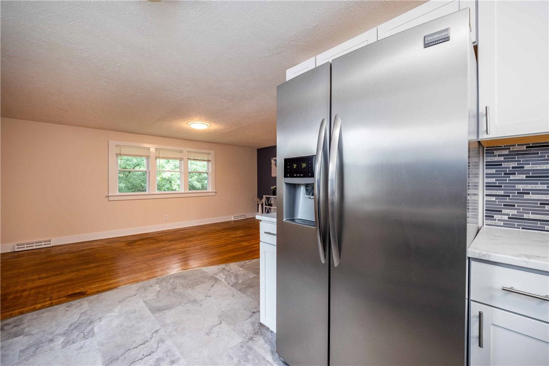 15 Green Ivy Circle Henrietta, NY 14623 - Photo 14 of 33