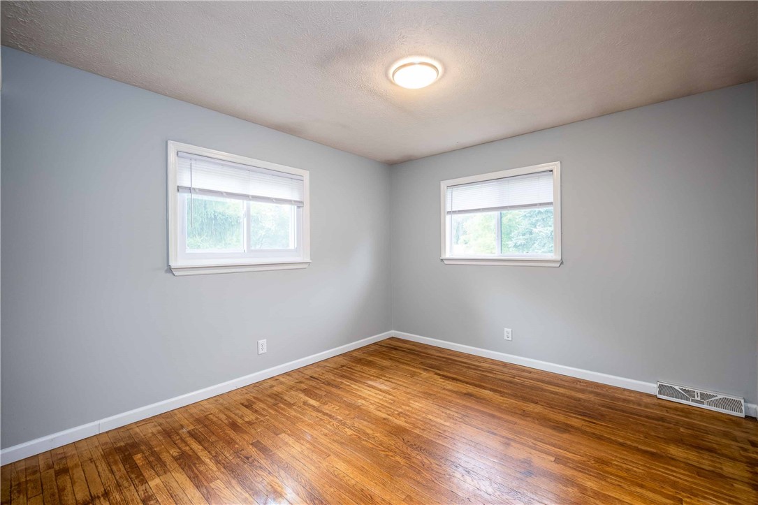 15 Green Ivy Circle Henrietta, NY 14623 - Photo 18 of 33