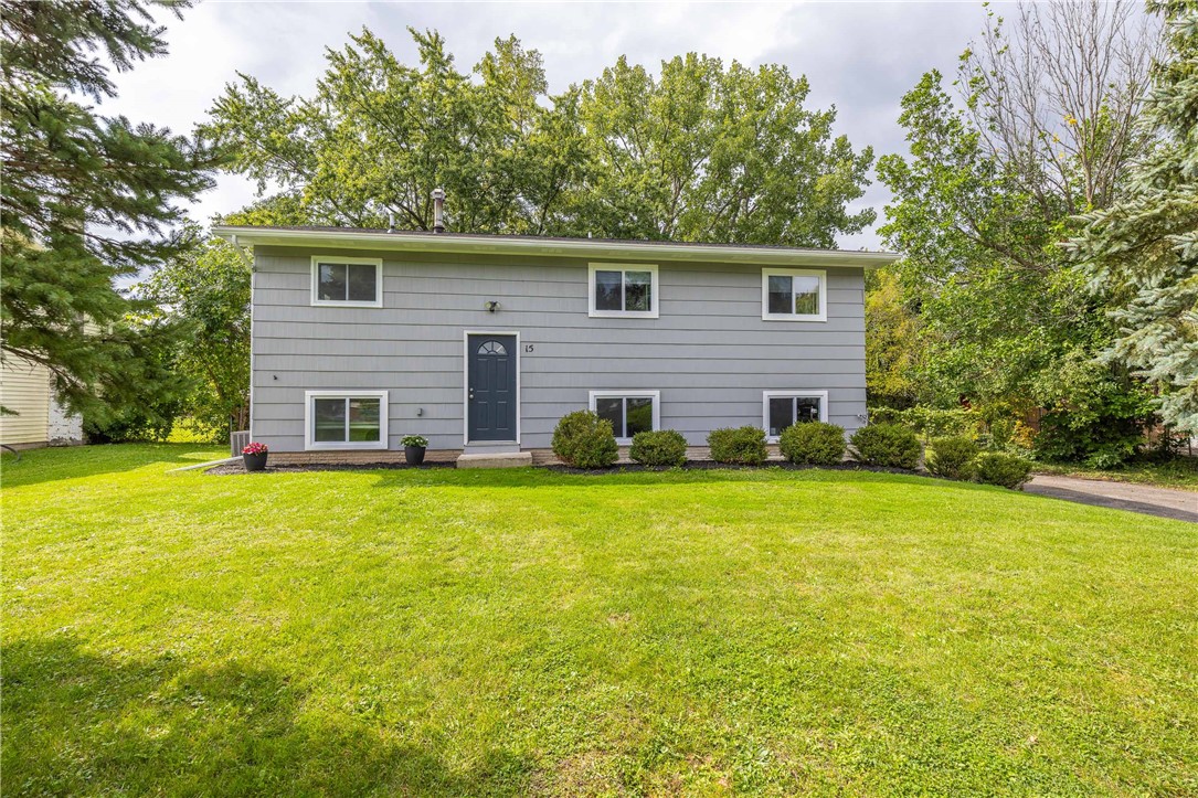 15 Green Ivy Circle Henrietta, NY 14623 - Photo 2 of 33