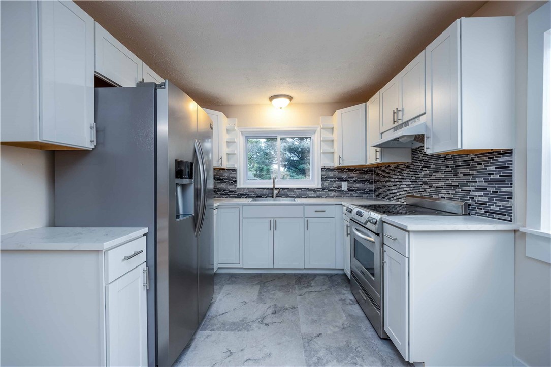 15 Green Ivy Circle Henrietta, NY 14623 - Photo 9 of 33