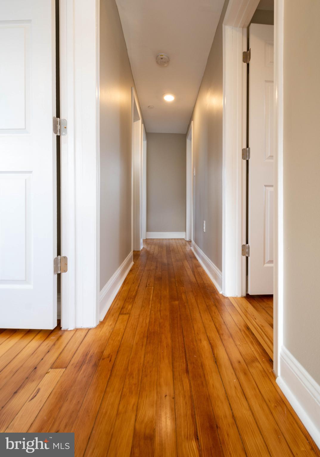 800 North Houcksville Road Hampstead, MD 21074 - Photo 24 of 46 2nd Floor Hallway