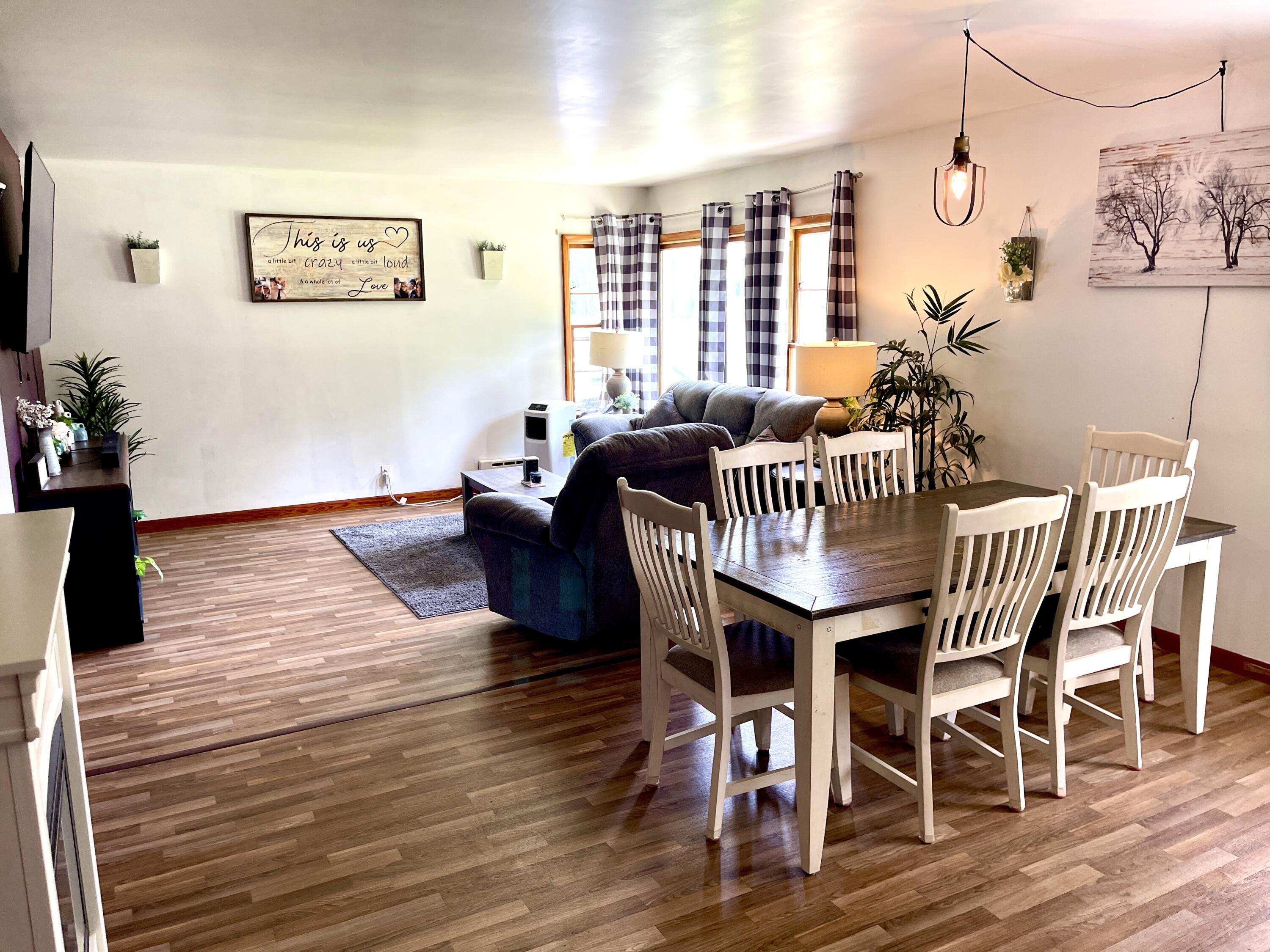 2346 Main Street Manistee, MI 49660 - Photo 19 of 48 Main Level Living