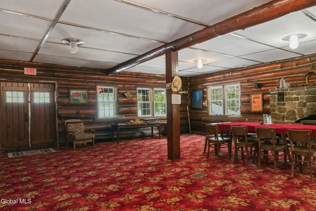 $1,550,000 | 746 Howe Road, Lake Luzerne, NY 12846