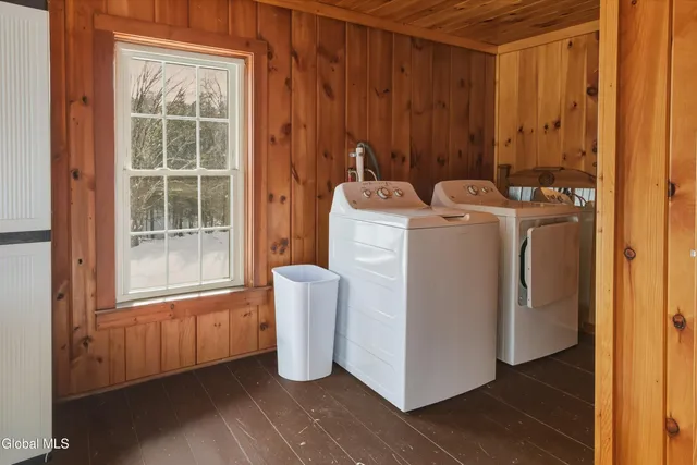 $1,550,000 | 746 Howe Road, Lake Luzerne, NY 12846