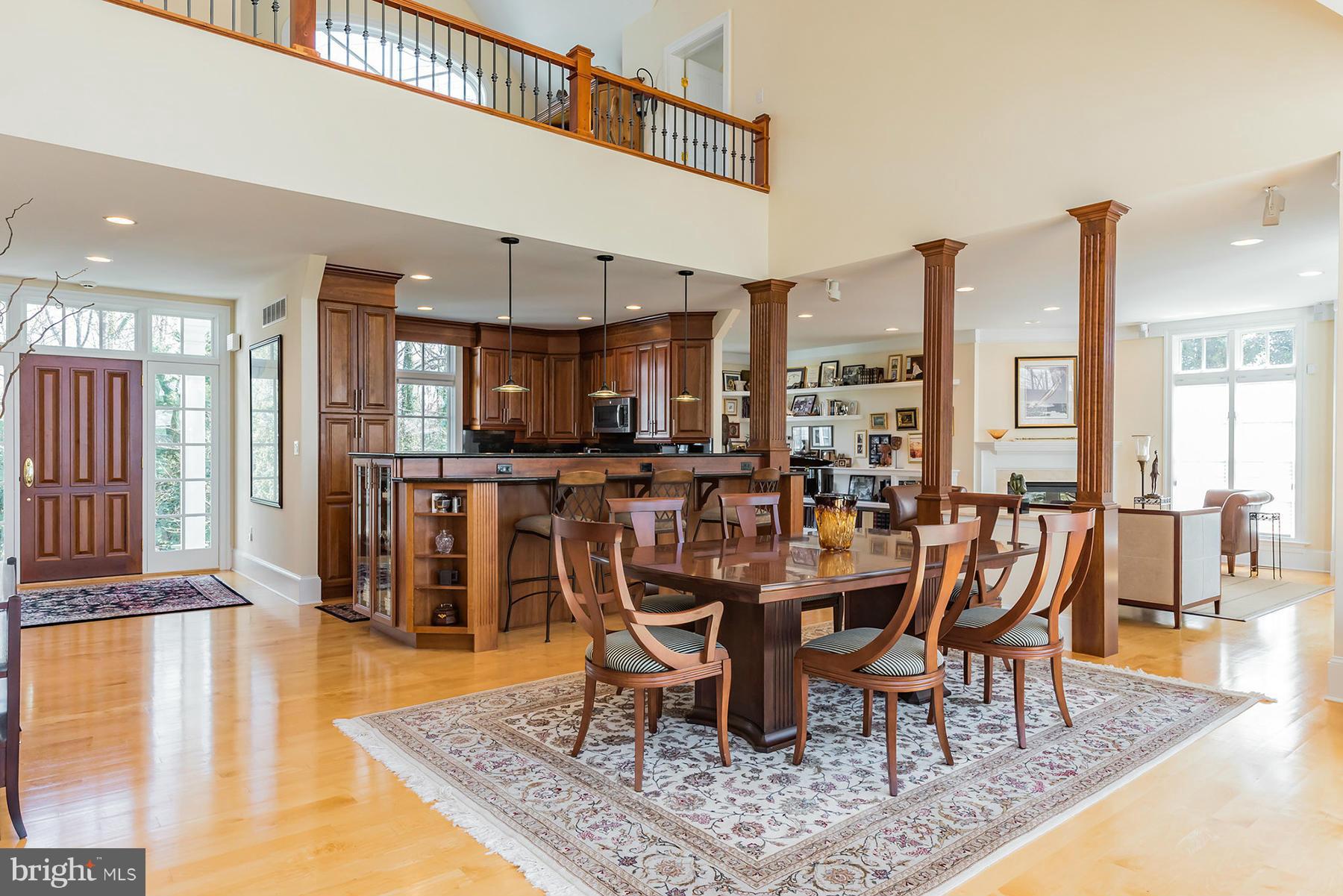 330 North Ferry Point Road Pasadena, MD 21122 - Photo 13 of 30 Dining area in the great room