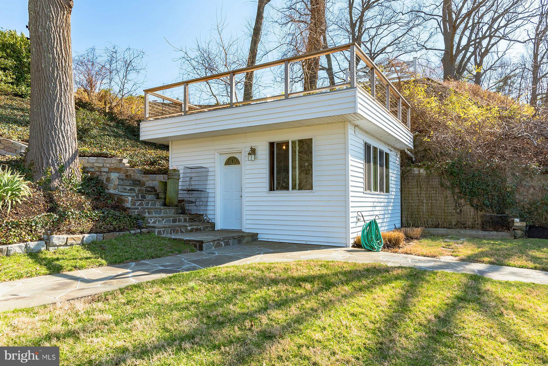 330 North Ferry Point Road Pasadena, MD 21122 - Photo 25 of 30 Water's edge storage shed w/ roof top deck