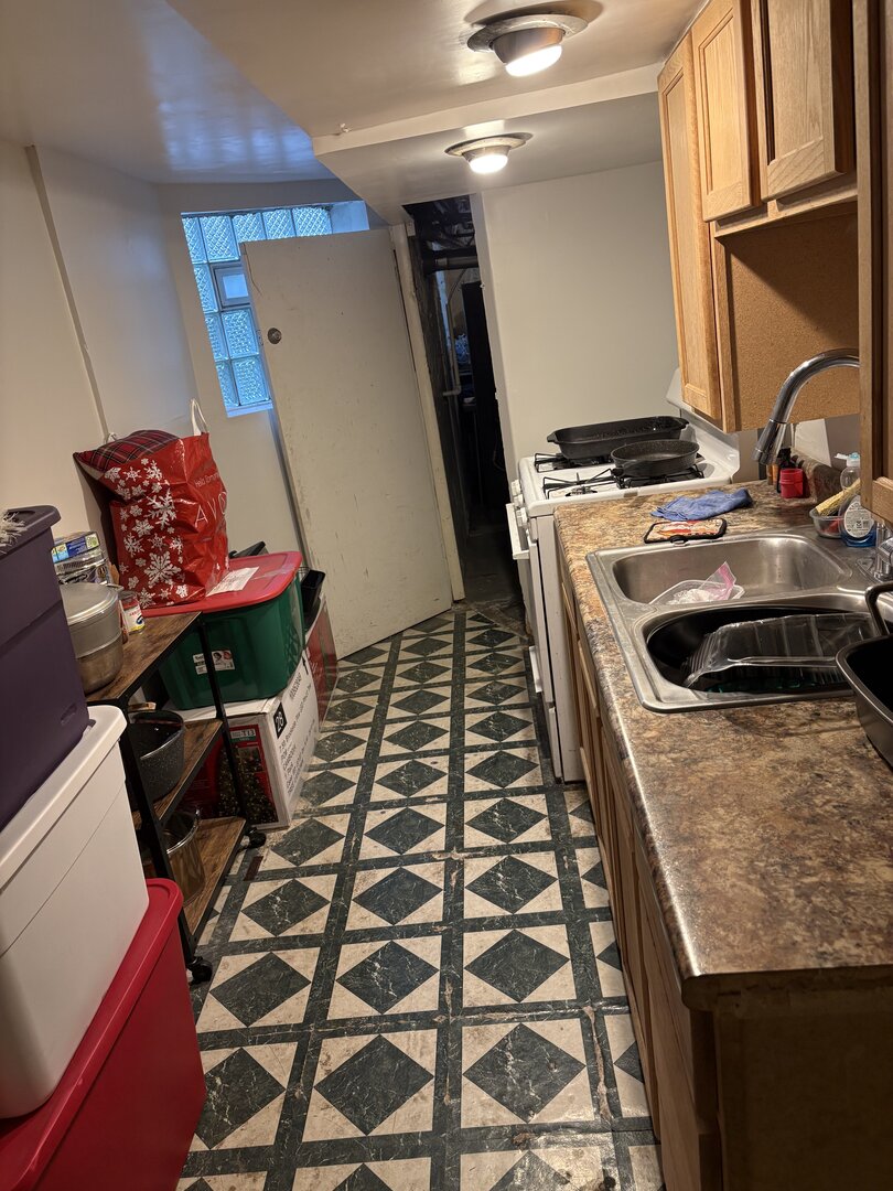 3523 North Whipple Street Chicago, IL 60618 - Photo 33 of 48 a backyard of a house with seating space