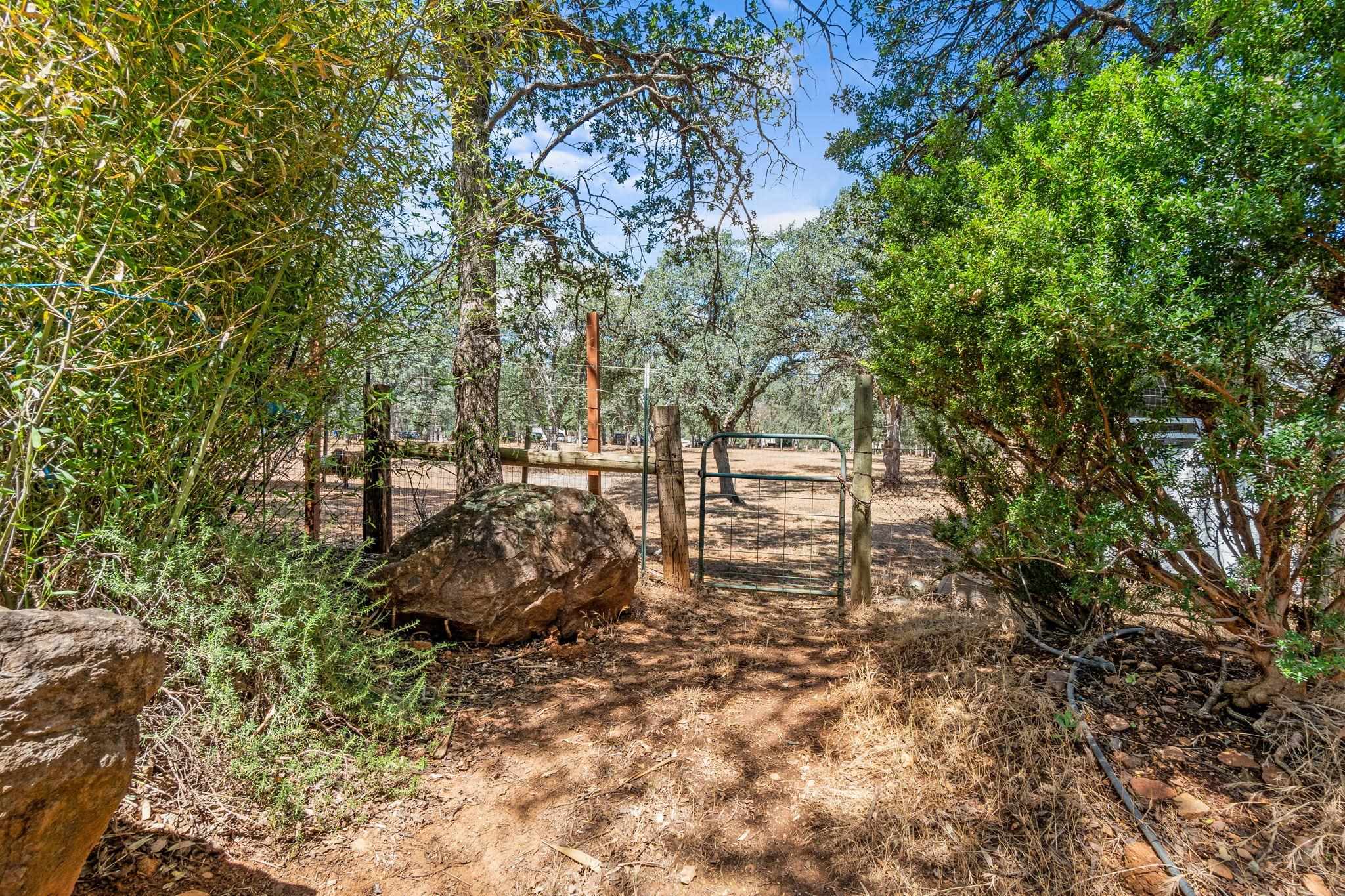 13180 Montecito Road Red Bluff, CA 96080 - Photo 55 of 75