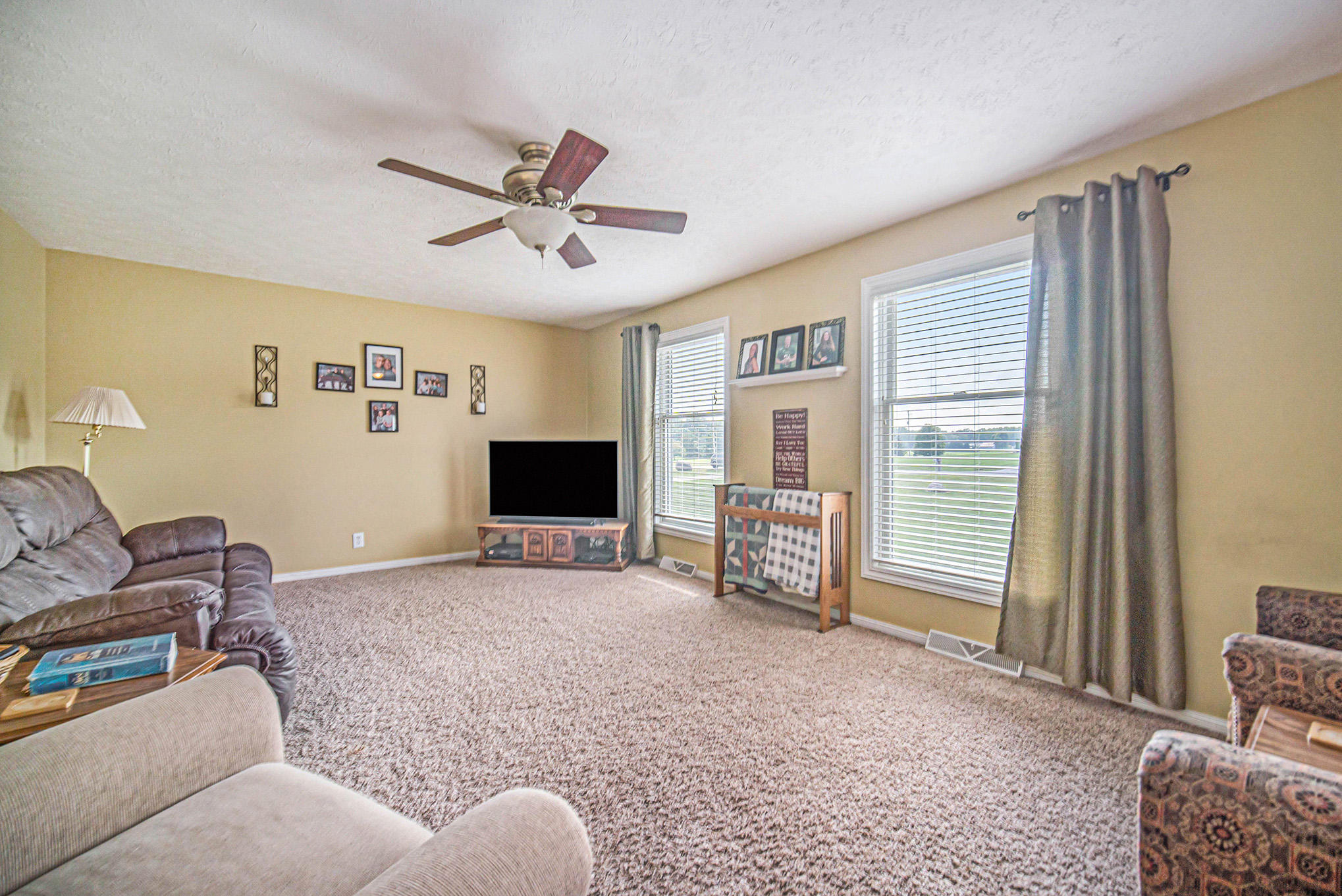 6823 Taylorfield Road Jackson, MI 49201 - Photo 8 of 38 8