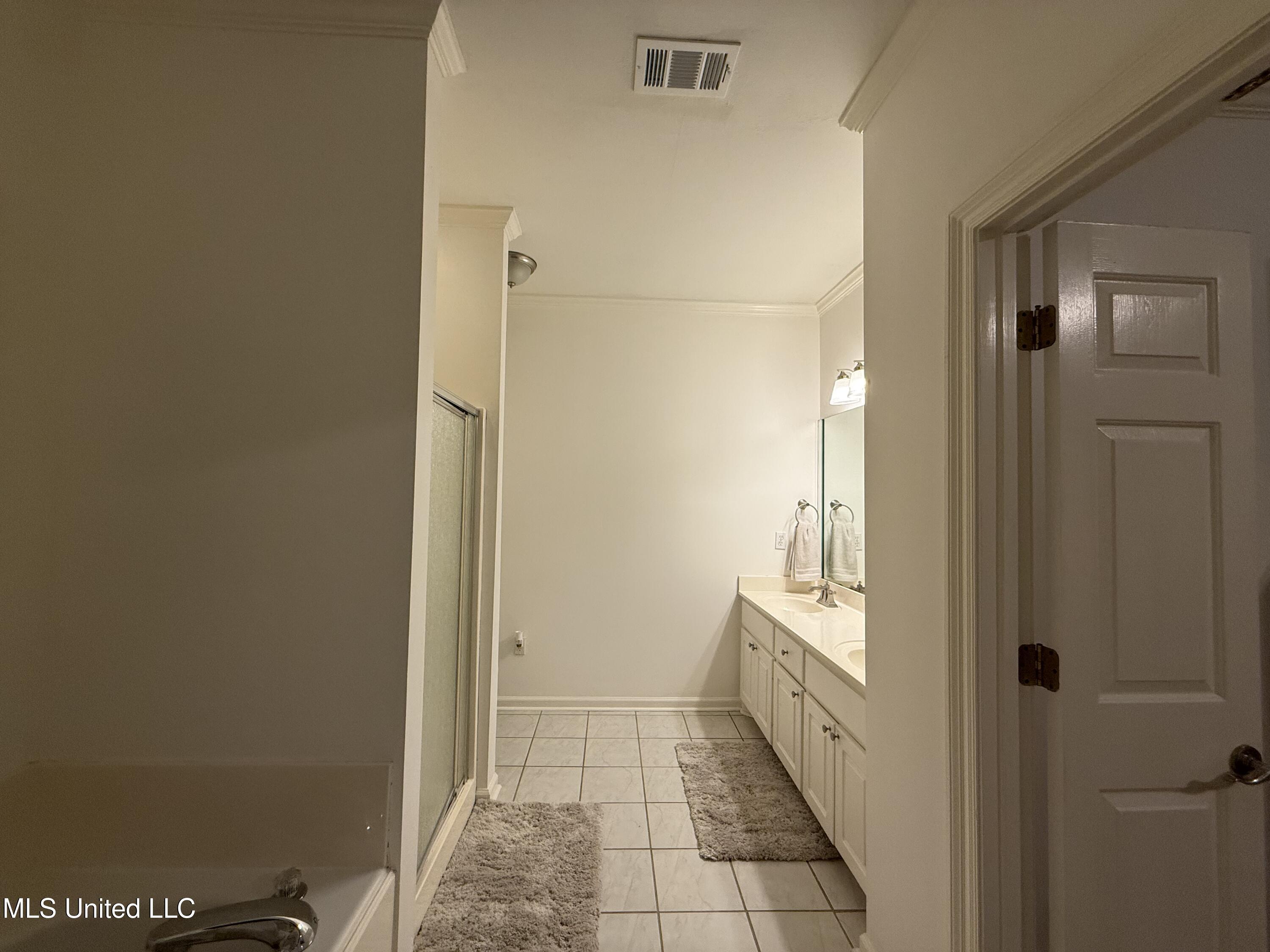 103 Buffalo Cove Clinton, MS 39056 - Photo 22 of 34 IMG_7054