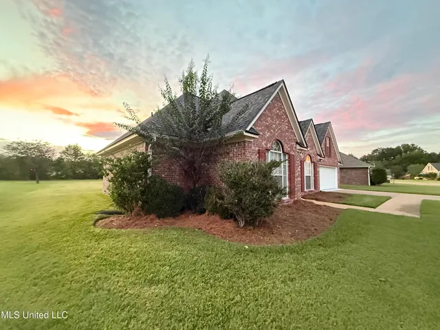 $329,000 | 103 Buffalo Cove, Clinton, MS 39056