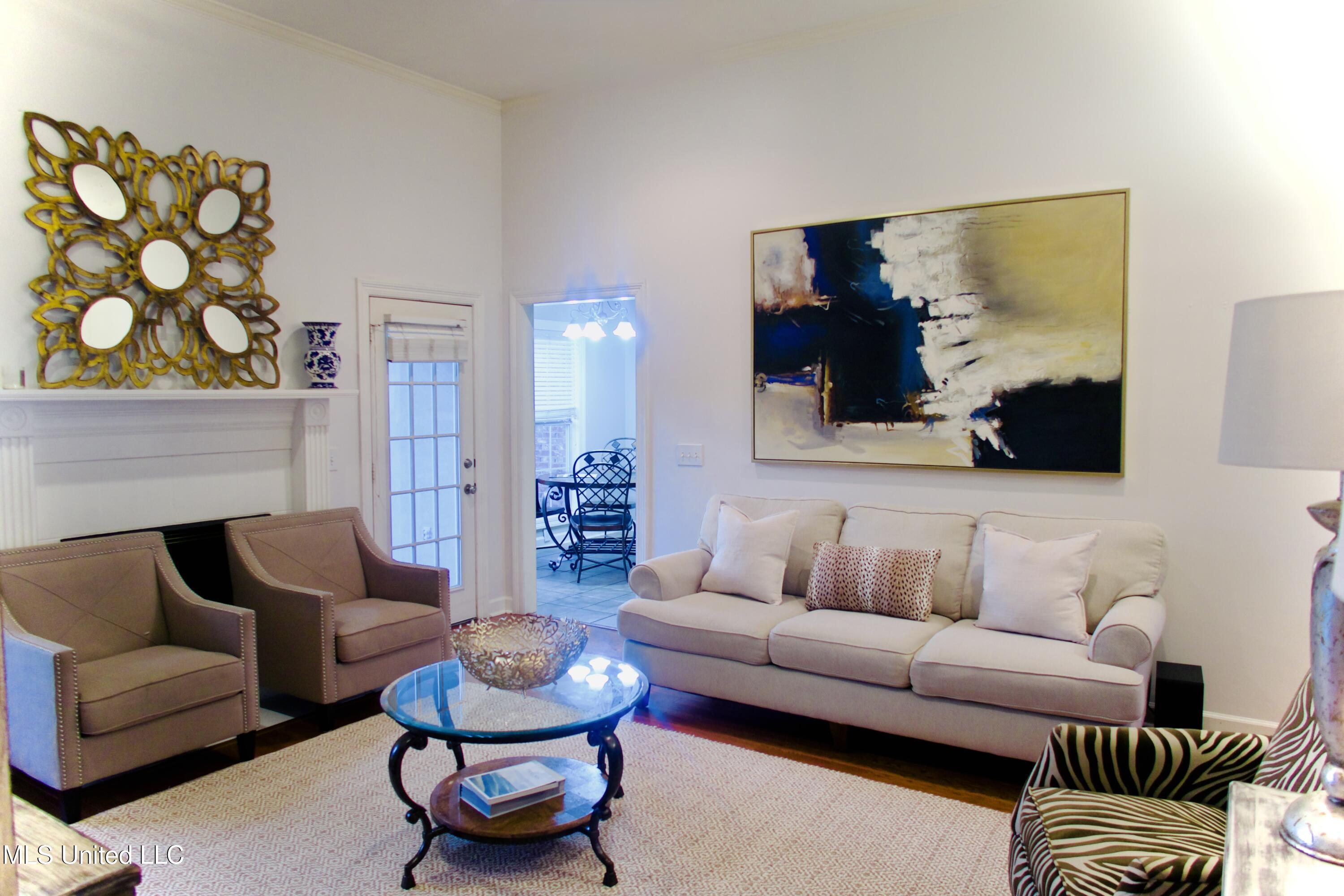 103 Buffalo Cove Clinton, MS 39056 - Photo 5 of 34 IMG_2054