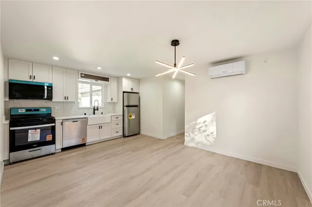 $3,199 | 4183 3/4 Tujunga Avenue, Studio City, CA 91604