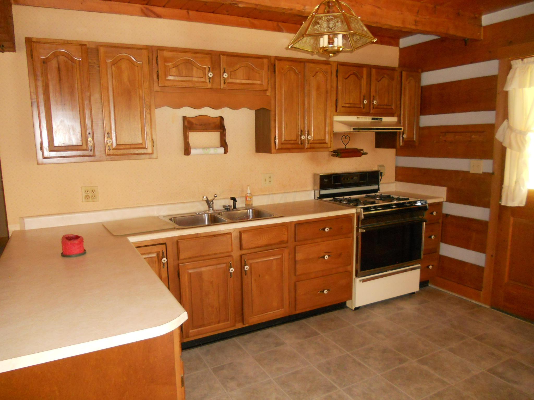 4691 Ceramic Road Crooksville, OH 43731 - Photo 6 of 21