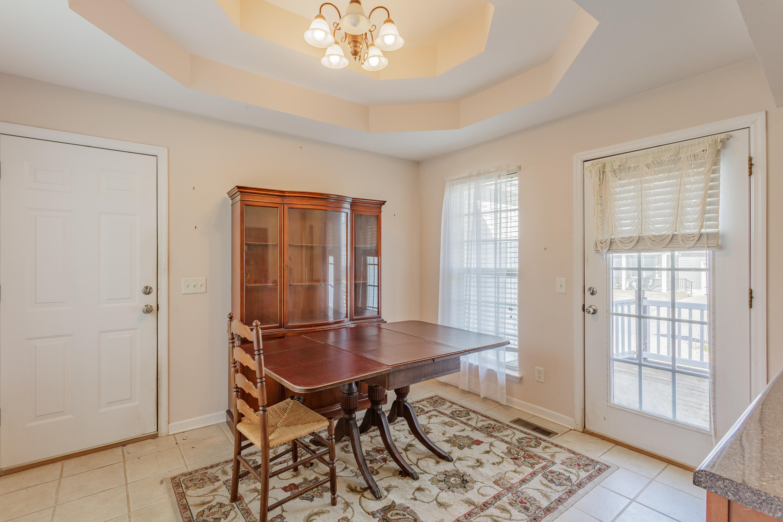 56 Deer Ridge Lane Rock Spring, GA 30739 - Photo 9 of 18 56 Deer Ridge dining room