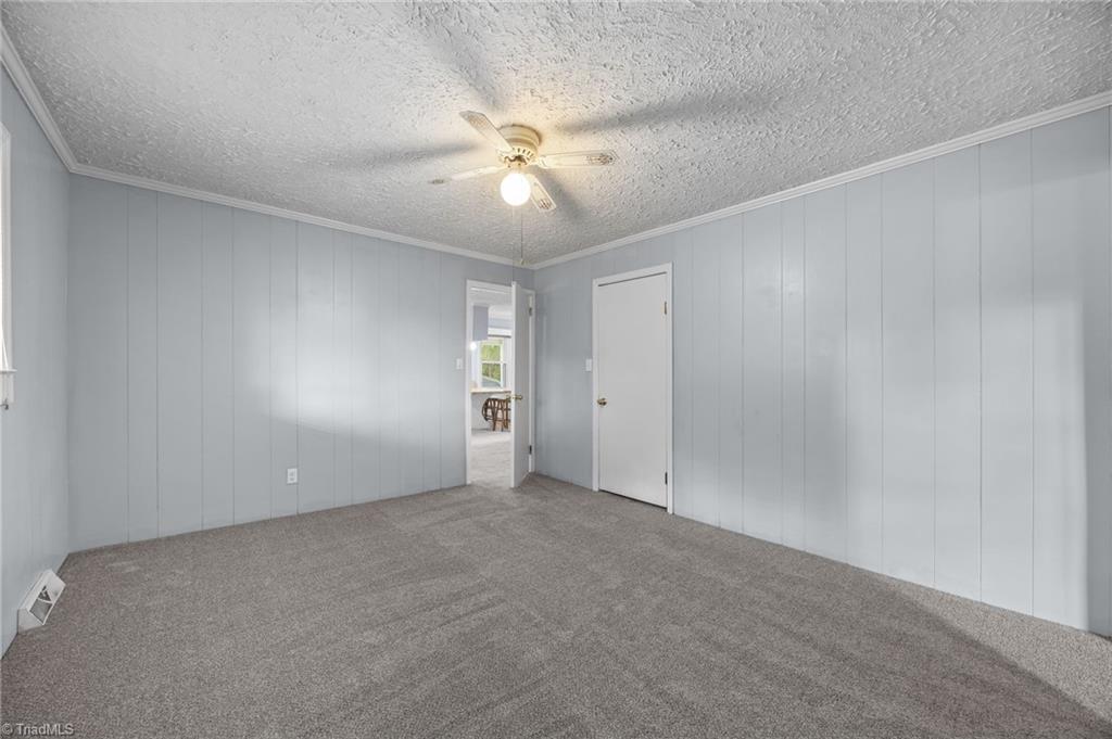 958 Louya Road Lexington, NC 27292 - Photo 15 of 35