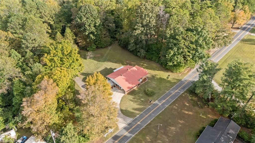 958 Louya Road Lexington, NC 27292 - Photo 8 of 35