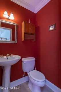 $563,000 | 248 Longleaf Drive, West End, NC 27376