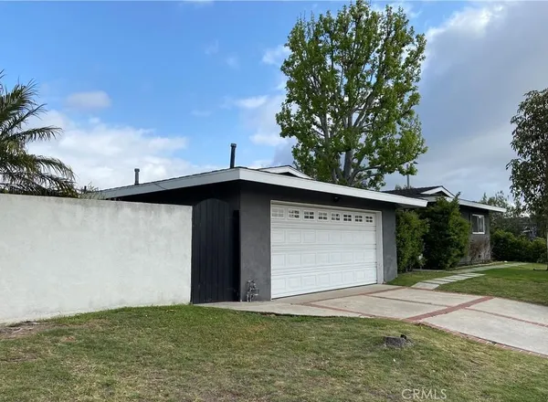 $12,500 | 2112 Dover Drive, Newport Beach, CA 92660