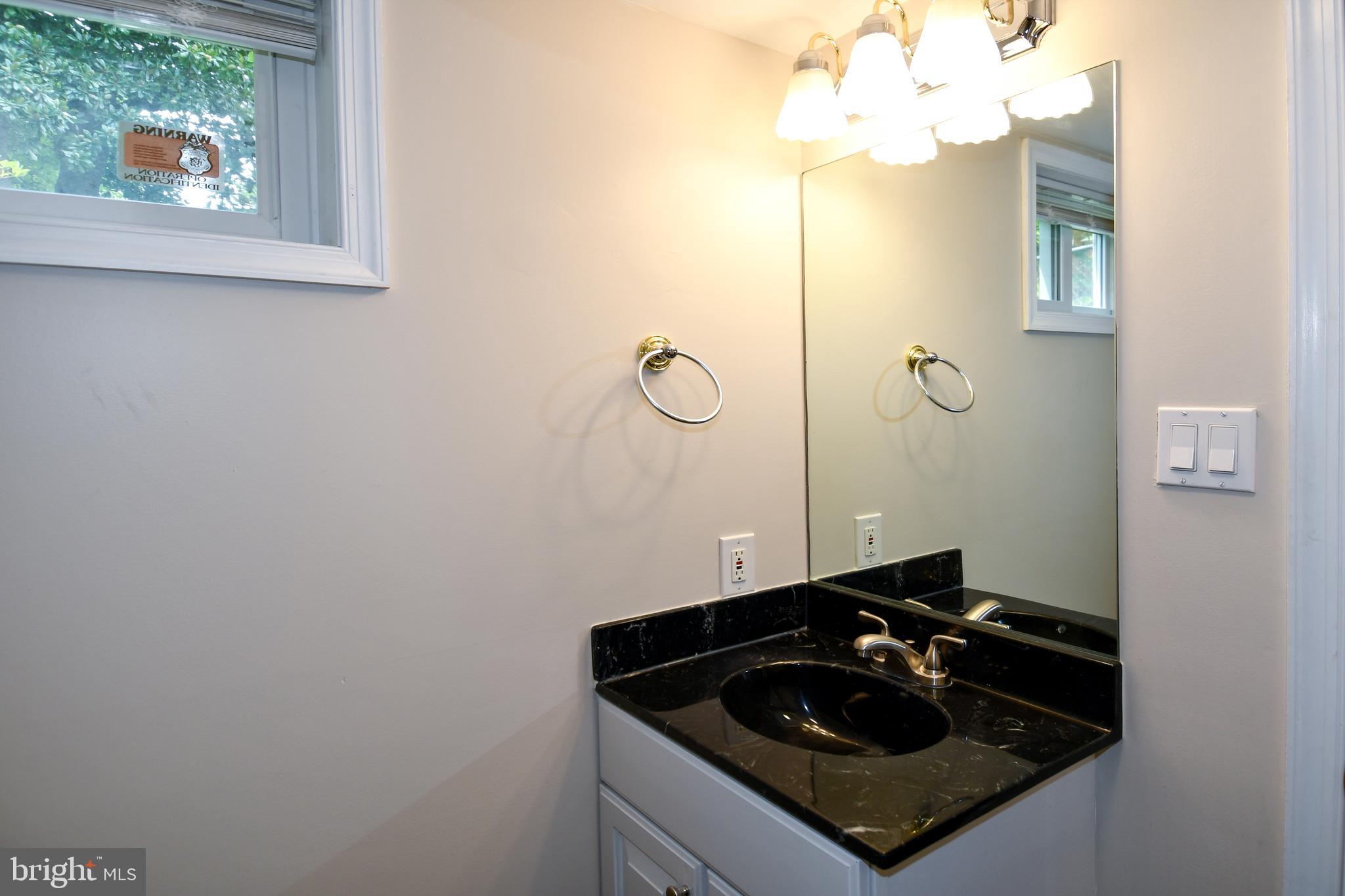 9607 Dilston Road Silver Spring, MD 20903 - Photo 34 of 37 Gallery Image 34